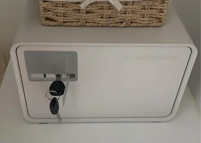 Na Casa Da Minha Amiga *